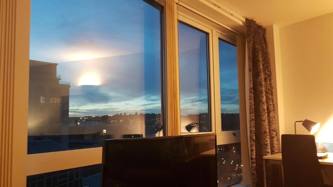 Marco Island -Spacious City Centre 2 Bedroom Apartment Nottingham Bagian luar foto