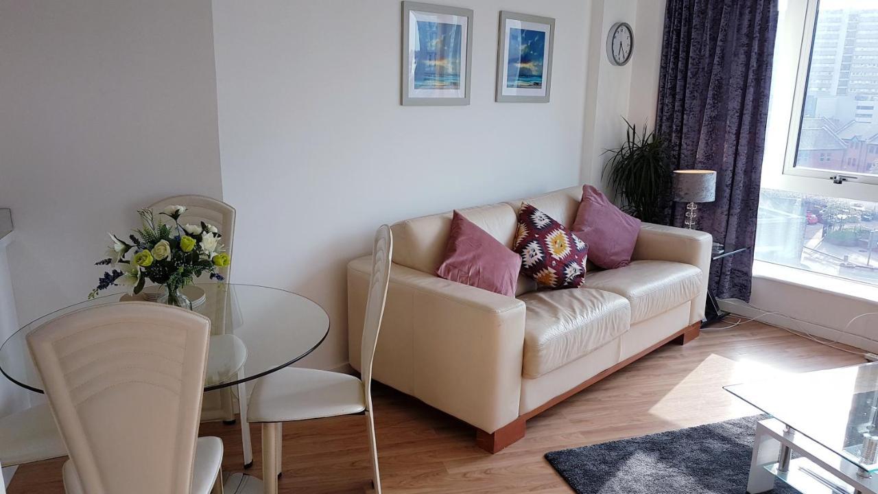 Marco Island -Spacious City Centre 2 Bedroom Apartment Nottingham Bagian luar foto