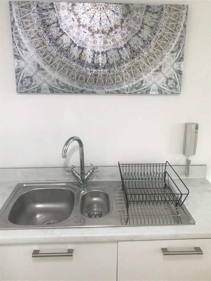 Marco Island -Spacious City Centre 2 Bedroom Apartment Nottingham Bagian luar foto